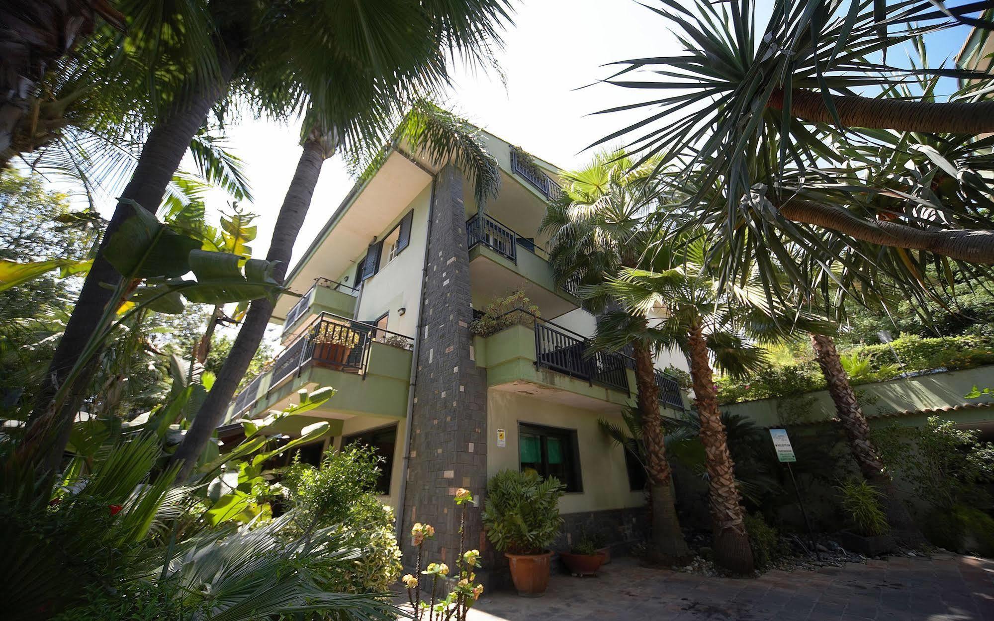 Hotel Borgo Verde Catania Exterior photo