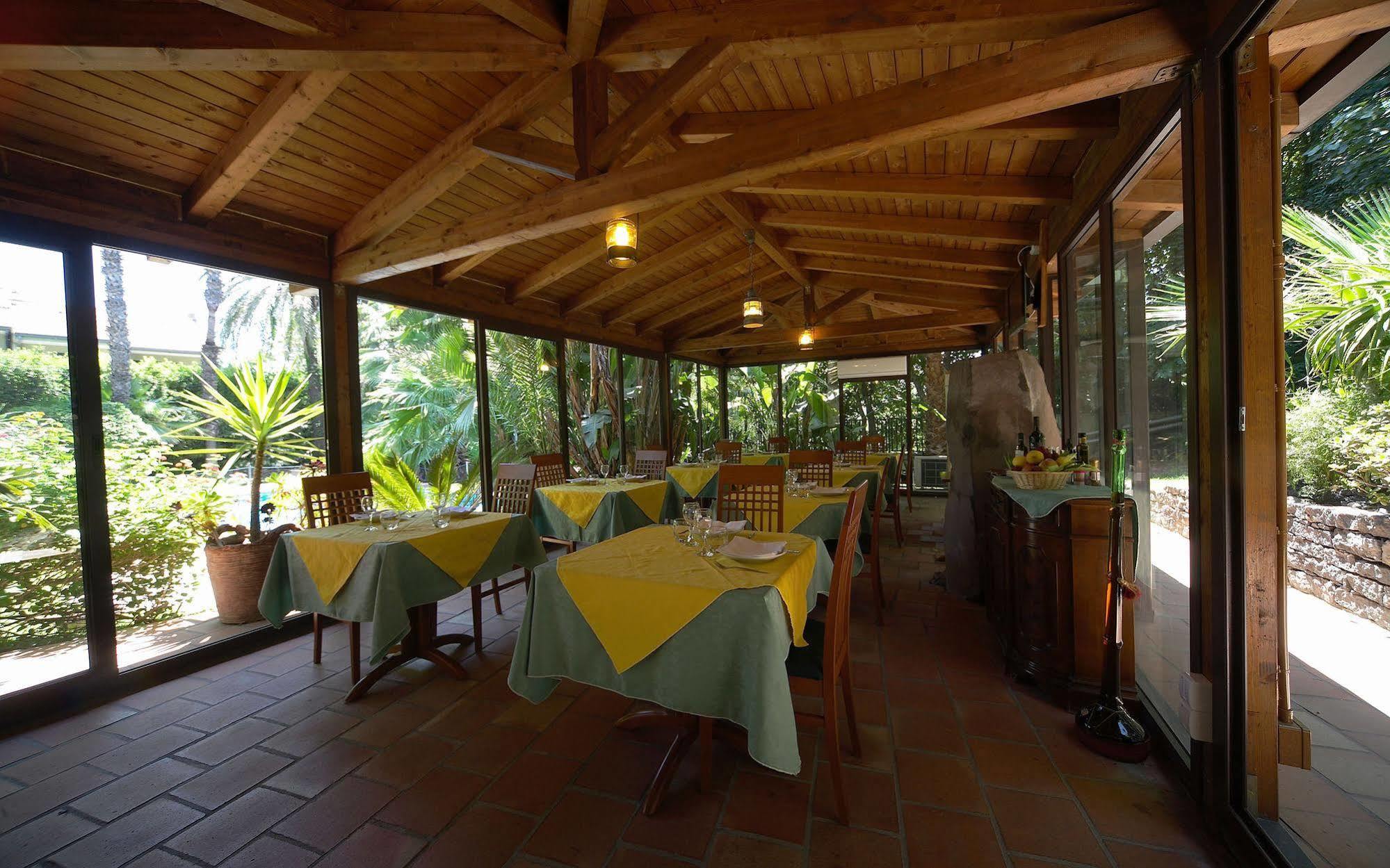 Hotel Borgo Verde Catania Exterior photo