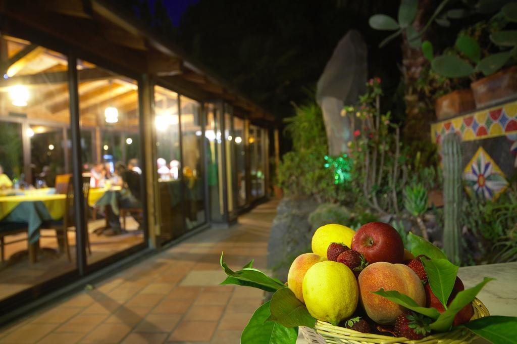 Hotel Borgo Verde Catania Exterior photo